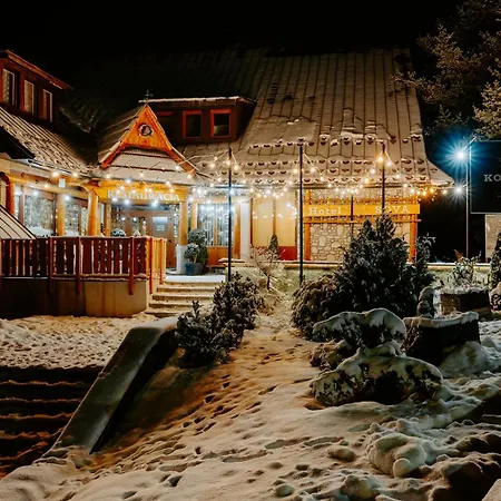 Sova Hotel&restaurant 게스트하우스 Ždiar